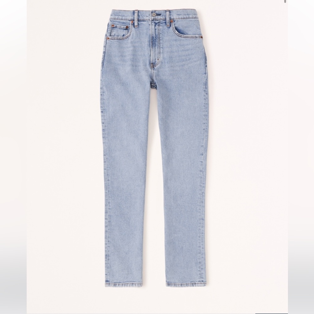 Curve Love Ultra Hi Rise 90s Slim Straight Jeans